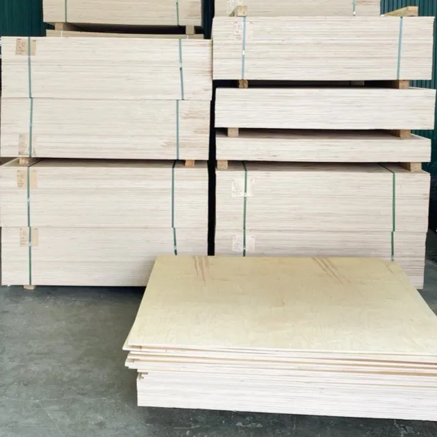 картинка Фанера 10мм 1525х1525мм сорт 4/4