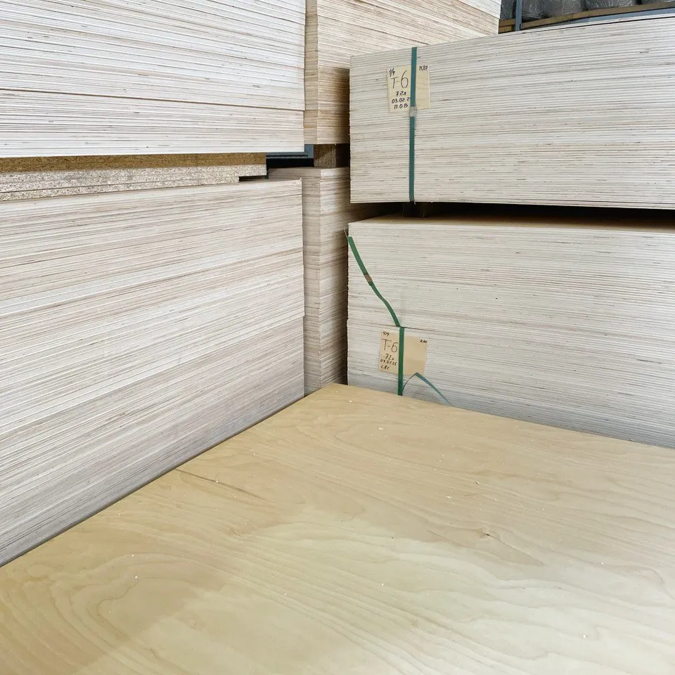 картинка Фанера 4мм 1525х1525мм сорт 4/4